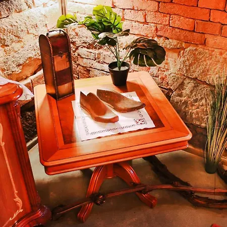 Nocleg ze śniadaniem Amd *