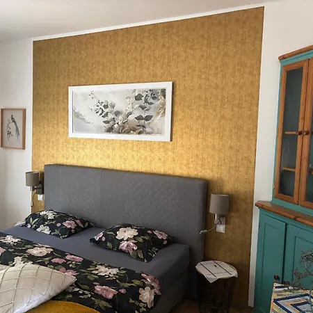 ベッド・アンド・ブレックファスト Amd *