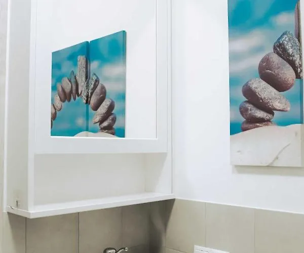 ベッド・アンド・ブレックファスト Amd *