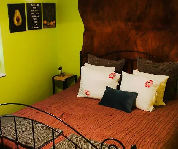 ベッド・アンド・ブレックファスト Amd