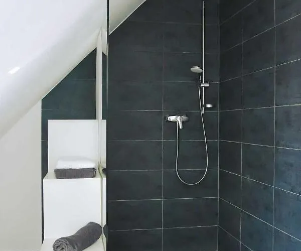 ベッド・アンド・ブレックファスト Amd